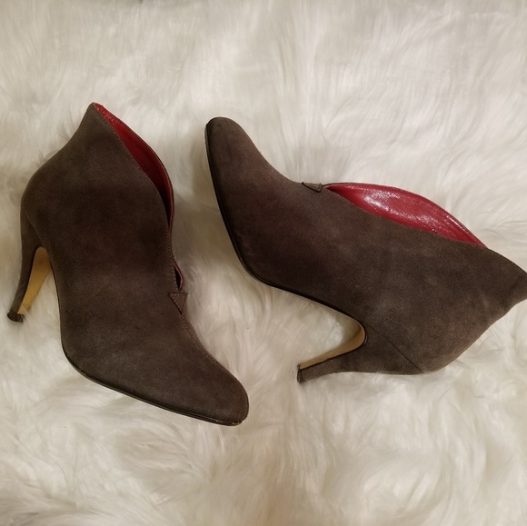 Juicy Couture Shoes - Picture 3 of 5